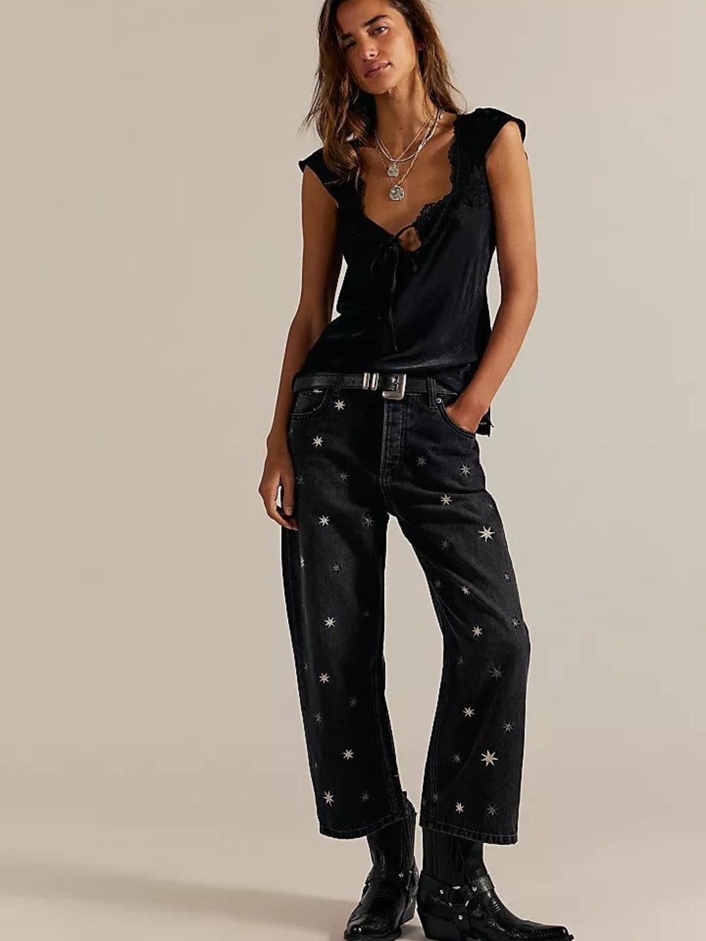 We The Free NWT Deep Trance Shine Starry Night Embroidered Boyfriend Jean 27